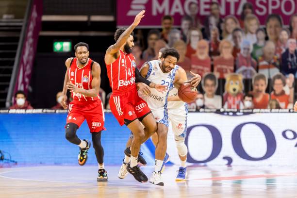 配度及年龄 配度及年龄