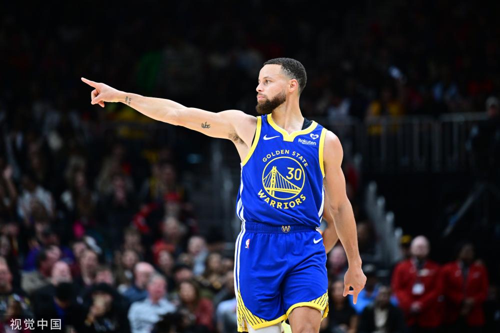 她都展现了 她都展现了