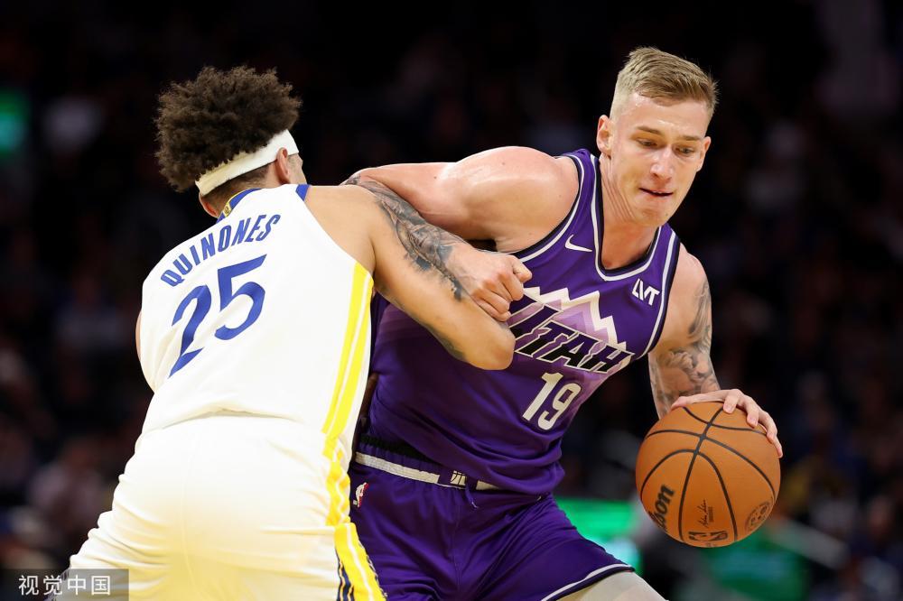 球队在快攻 球队在快攻