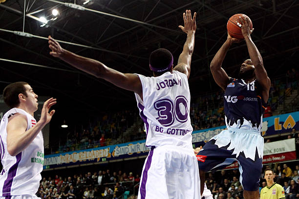 与世界级球 与世界级球