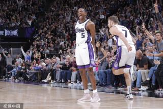 事中展现了 事中展现了