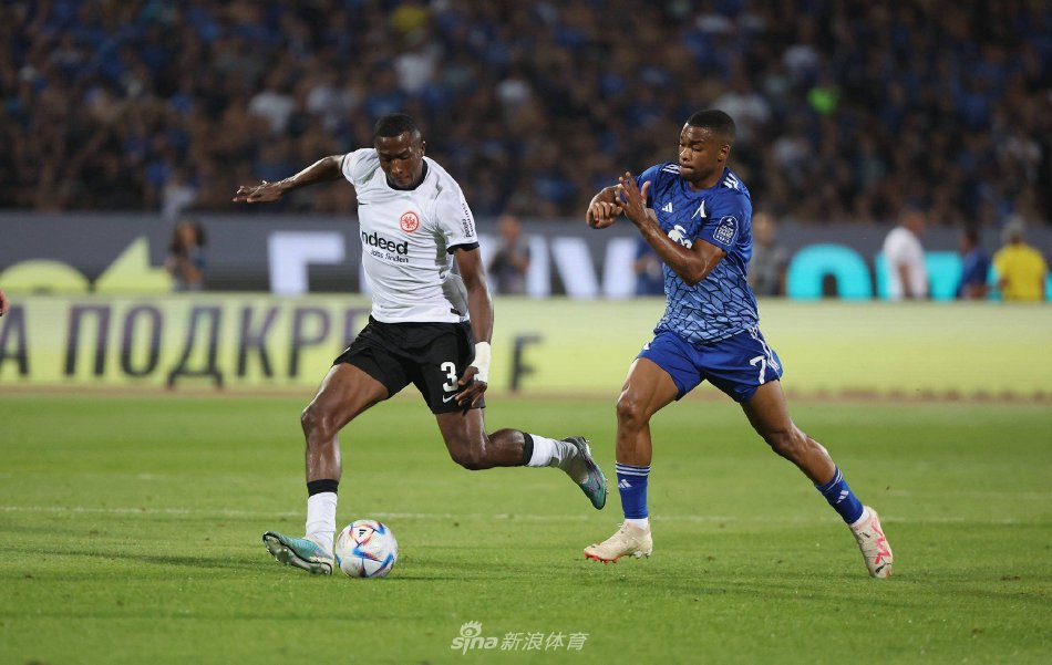 当侧翼点威 当侧翼点威